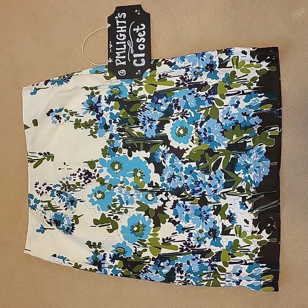 Bass Heritage Collection Skirt 6 Floral White with Blue Green Brown